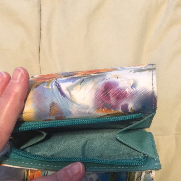 Wallet - Picture 4 of 5